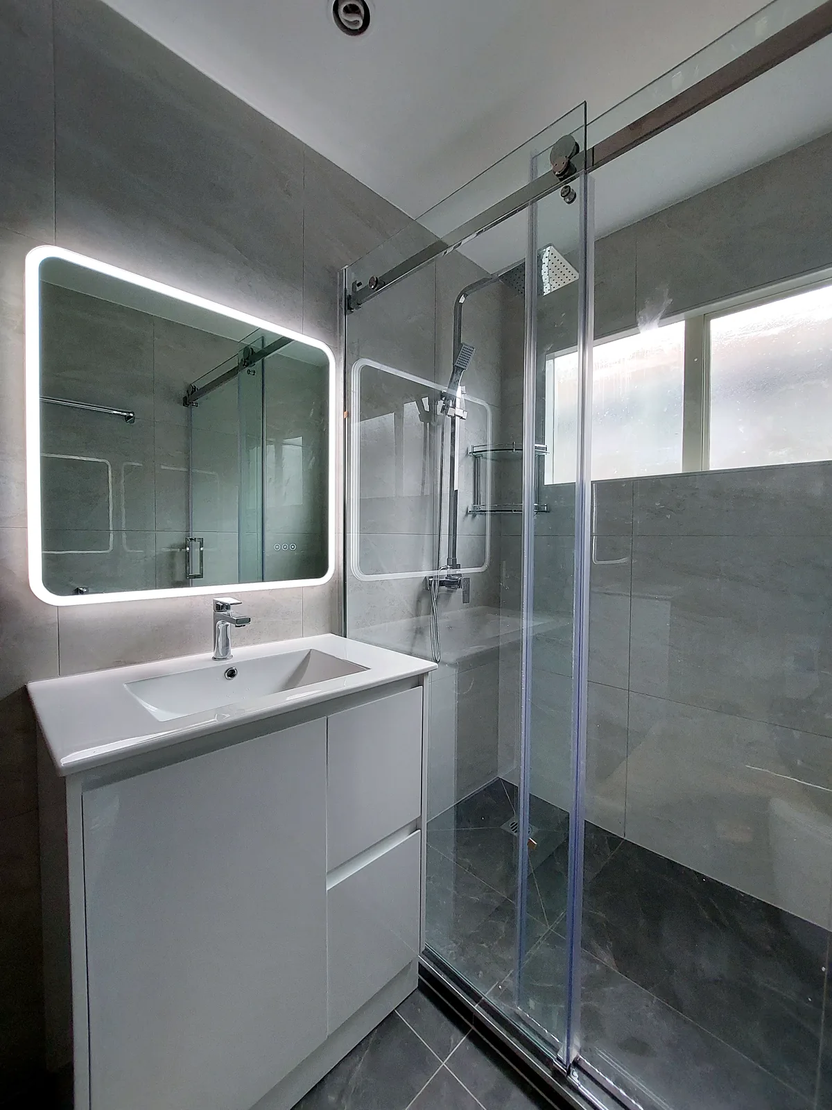 Bathroom renovation in Mount Roskill, Auckland — HouseMakeover
