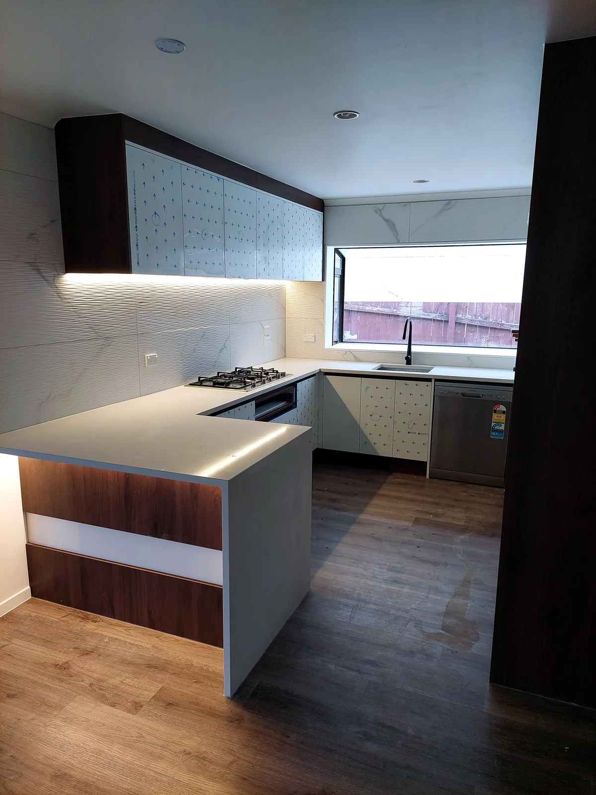 Bathroom renovation in Hillcrest, Auckland — Stone-top vanity, by HouseMakeover