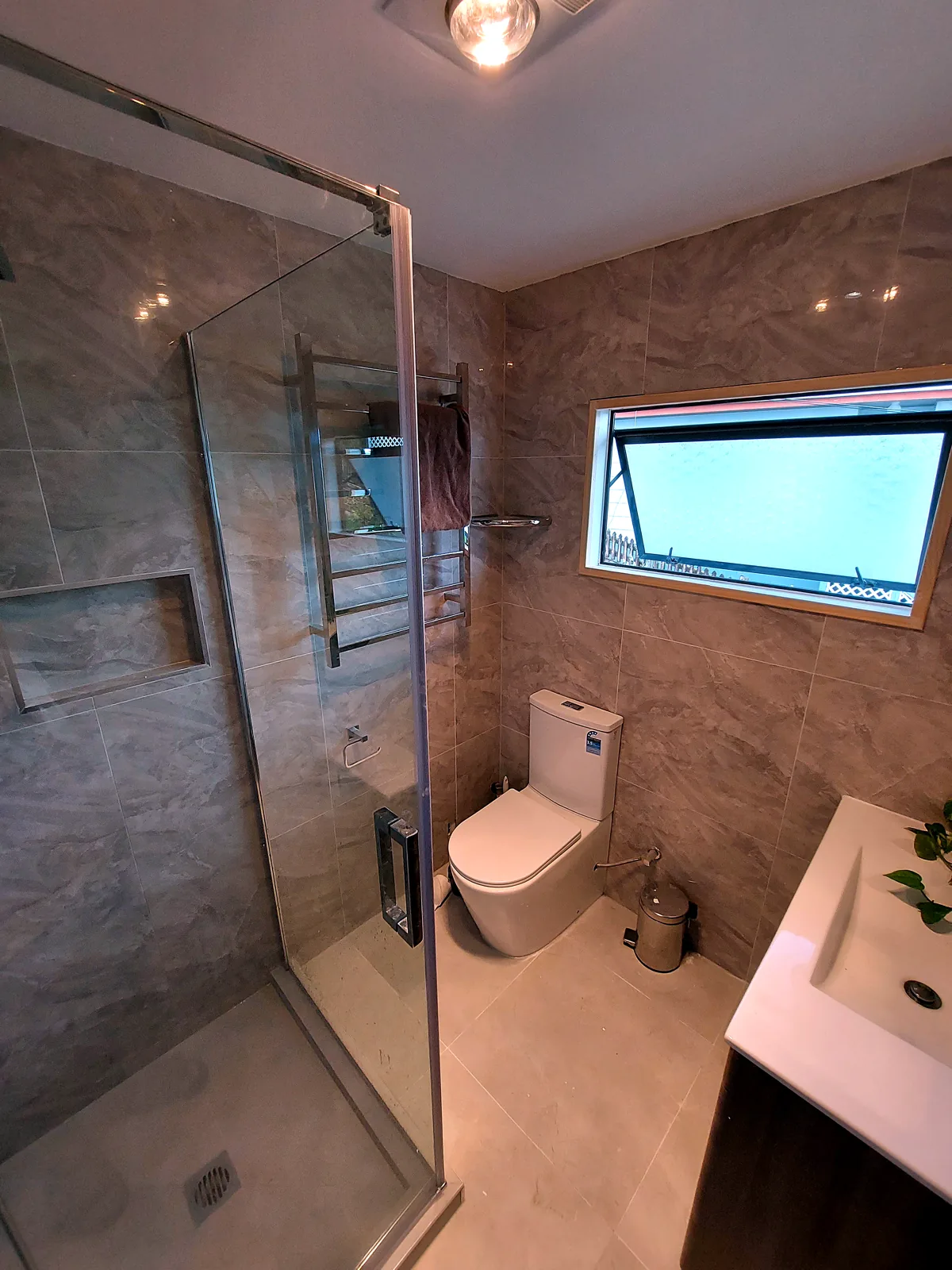 Bathroom renovation in Grey Lynn, Auckland — HouseMakeover