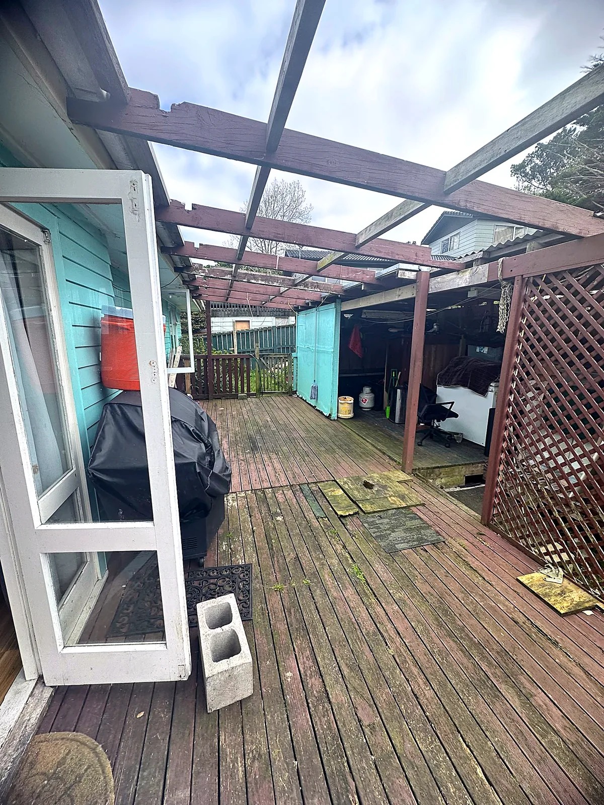 Sarajevo in Massey, Auckland — before renovation