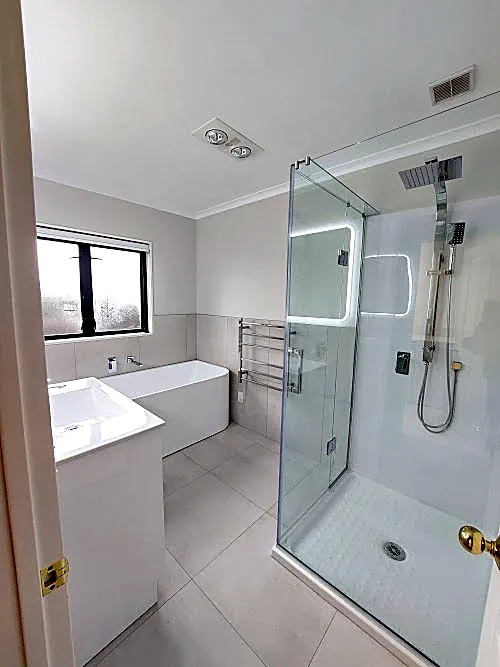 Bathroom renovation in Dannemora, Auckland — HouseMakeover